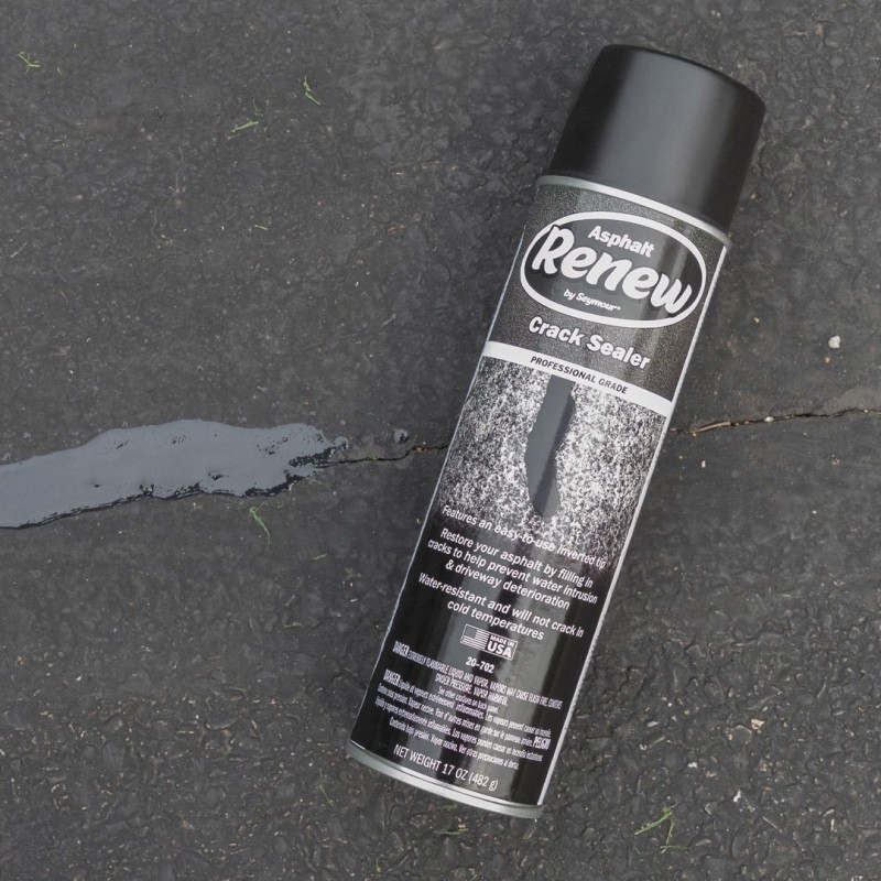 Seymour Asphalt Renew Crack Sealer Spray—Jet Black (17 oz)